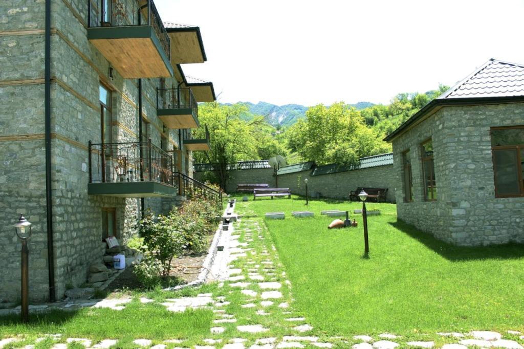 Evim Otel Lahic Экстерьер фото